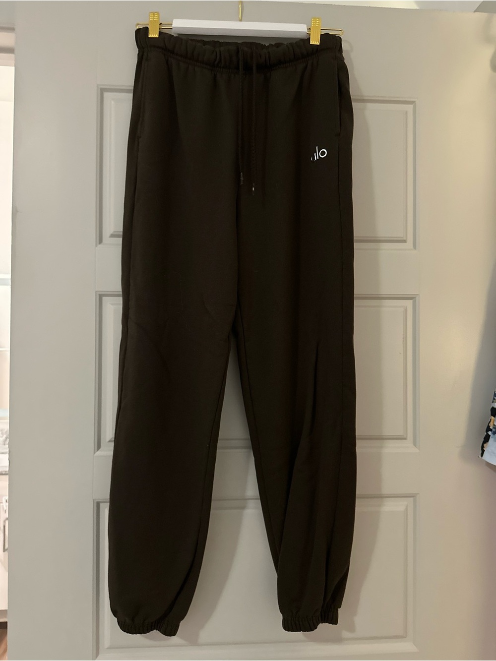 ALO Yoga Accolade Brown Jogger Sweatpants